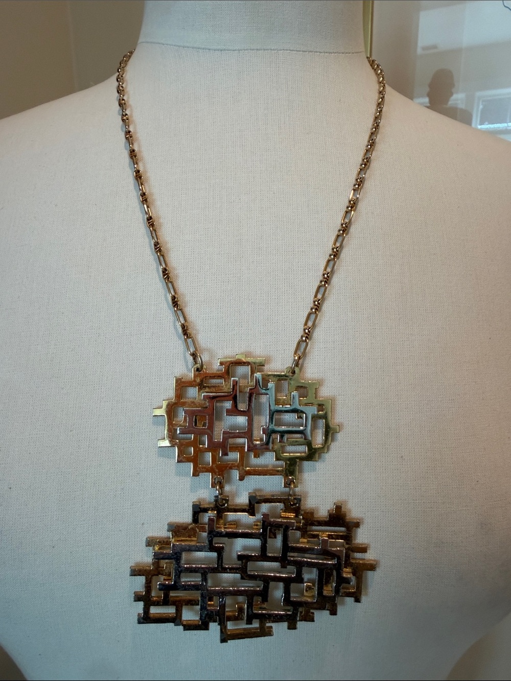 Napier Signed Vintage Gold & Silver Two-Tier Geometric Linked Statement Necklace - Picture 2 of 7